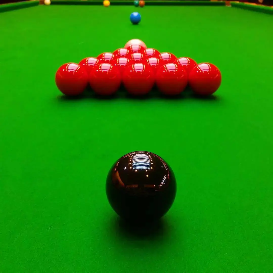 燃爆！2023斯诺克英国公开赛：利索夫斯基VS肖恩，谁将问鼎八强？